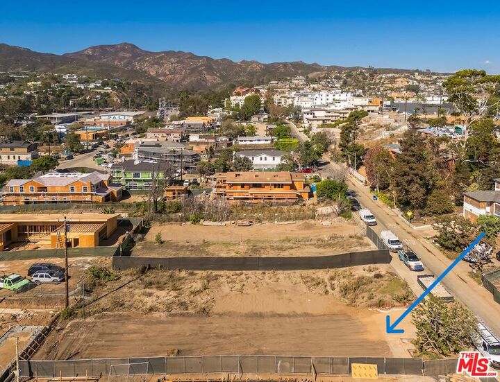 Property Photo: 747 Haverford Ave CA 90272