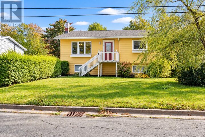 Property Photo: 53 Kelliview Crescent NL A1X 7S1