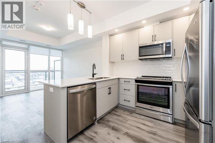 Property Photo:  60 Charles Street 1803  ON N2G 0C9 