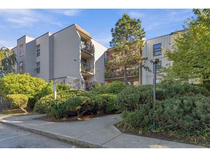 Property Photo:  15288 100 Avenue 106  BC V3R 7V2 