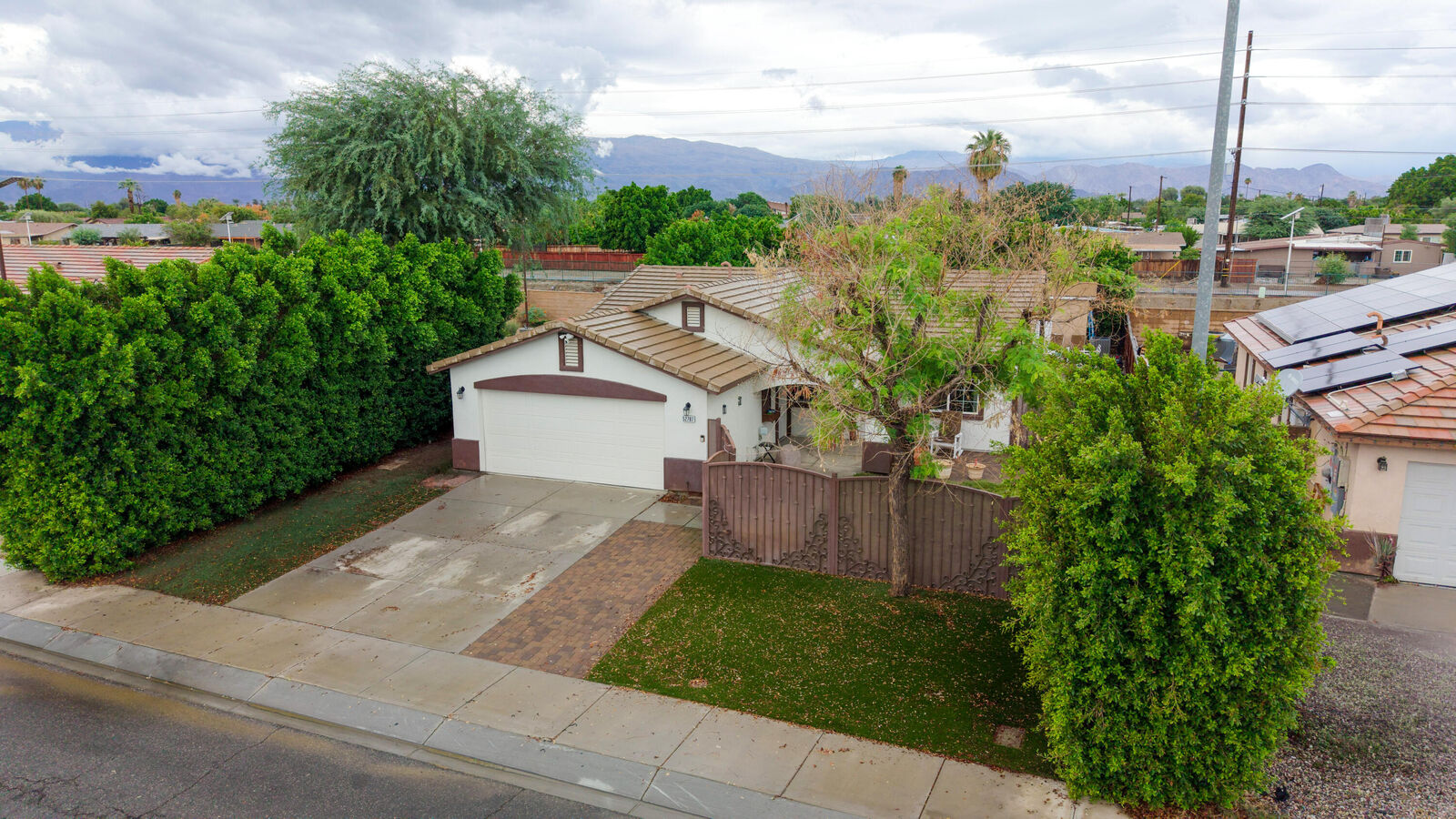 Property Photo:  52787 Genoa Street  CA 92236 