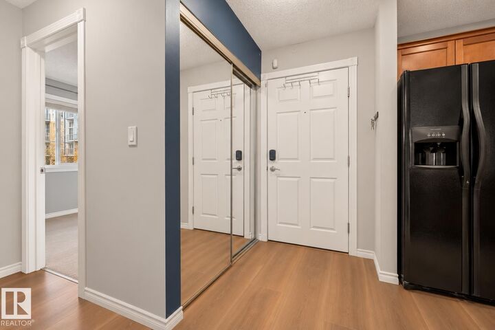 Property Photo:  12110 106 Avenue NW 101  AB T5N 4R9 