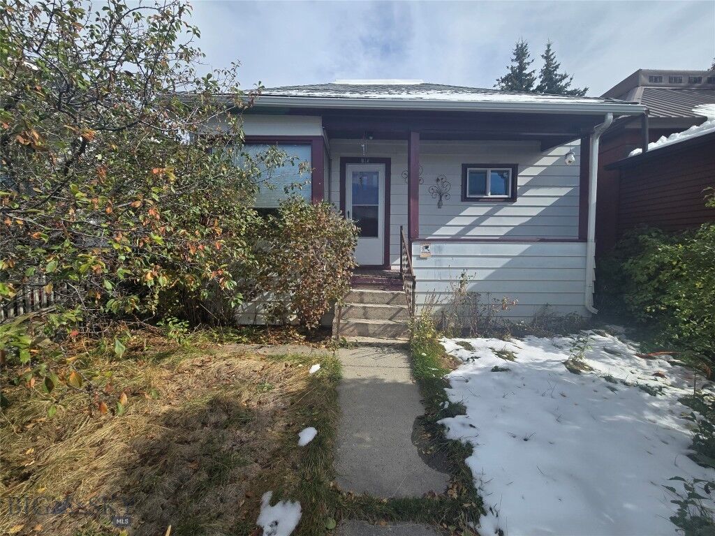 Property Photo:  814 Placer  MT 59701 