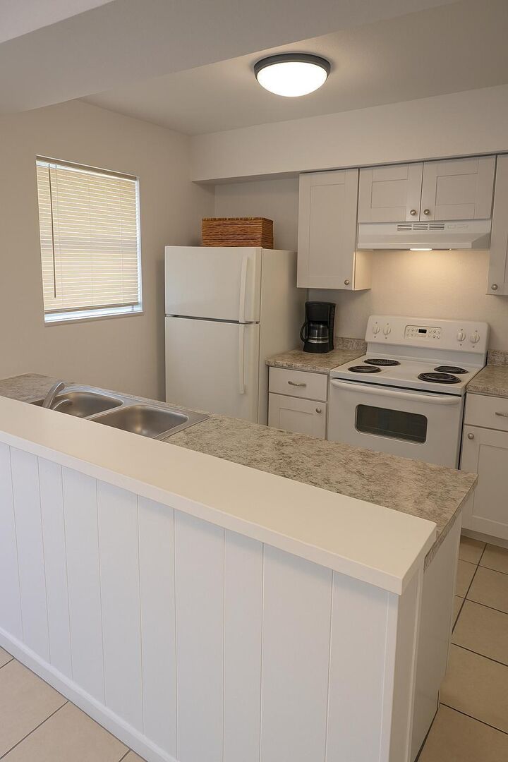 Property Photo:  600 Hilliard Street  TX 77301 