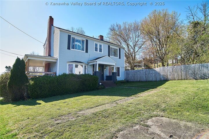 Property Photo:  607 Piccadilly Street  WV 25302 