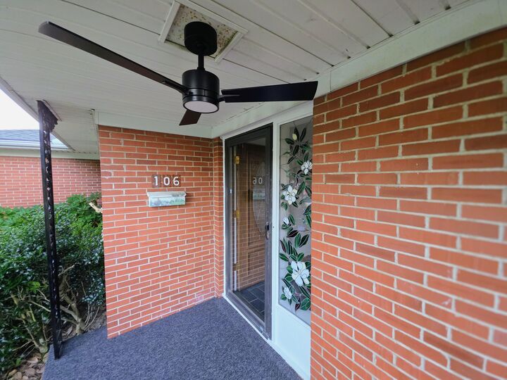 Property Photo:  106 Chestnut Court  KY 40403 