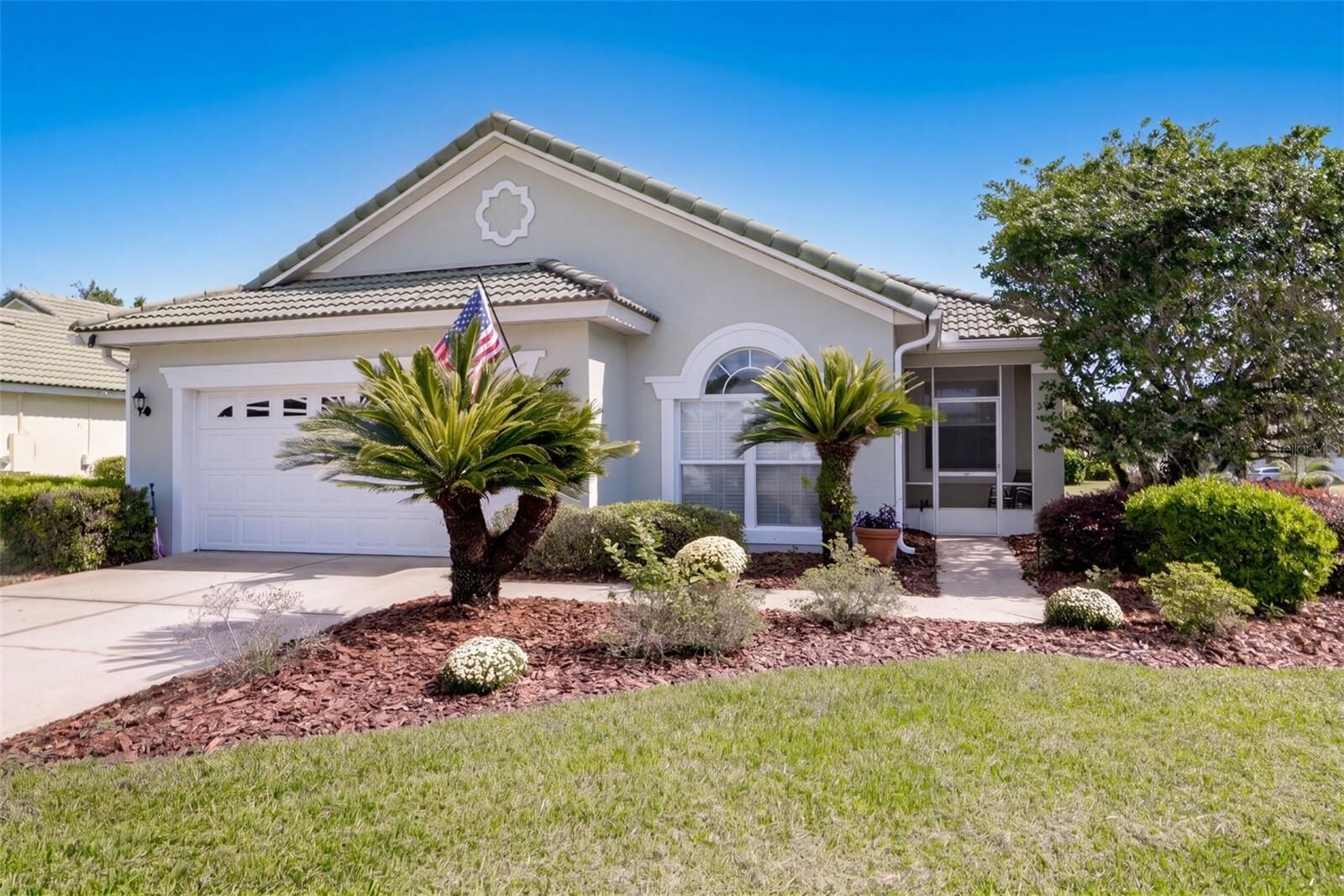 Property Photo: 338 Foxhill Drive FL 32713