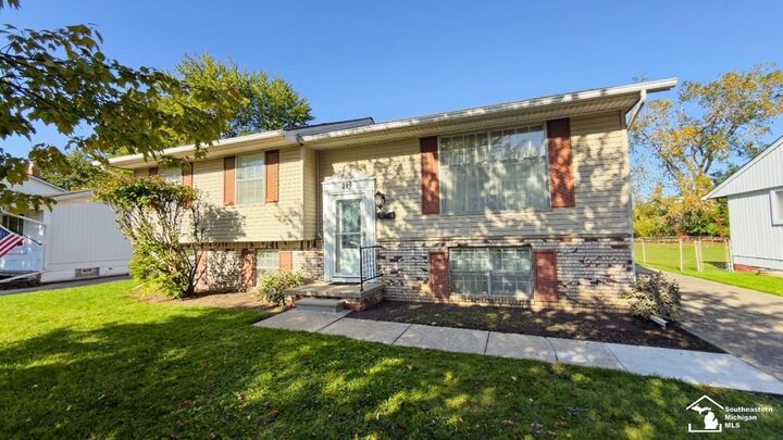 Property Photo: 219 Toll Street MI 48162