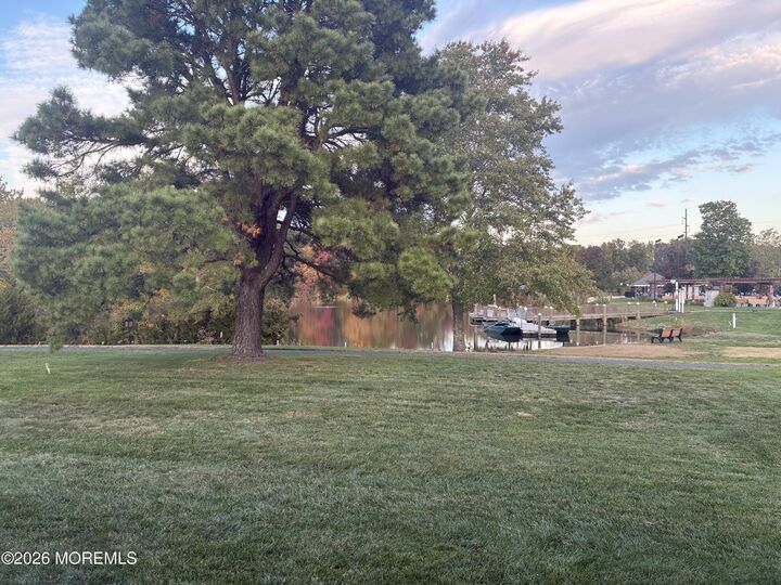 Property Photo:  47 Leighton Lane  NJ 08759 
