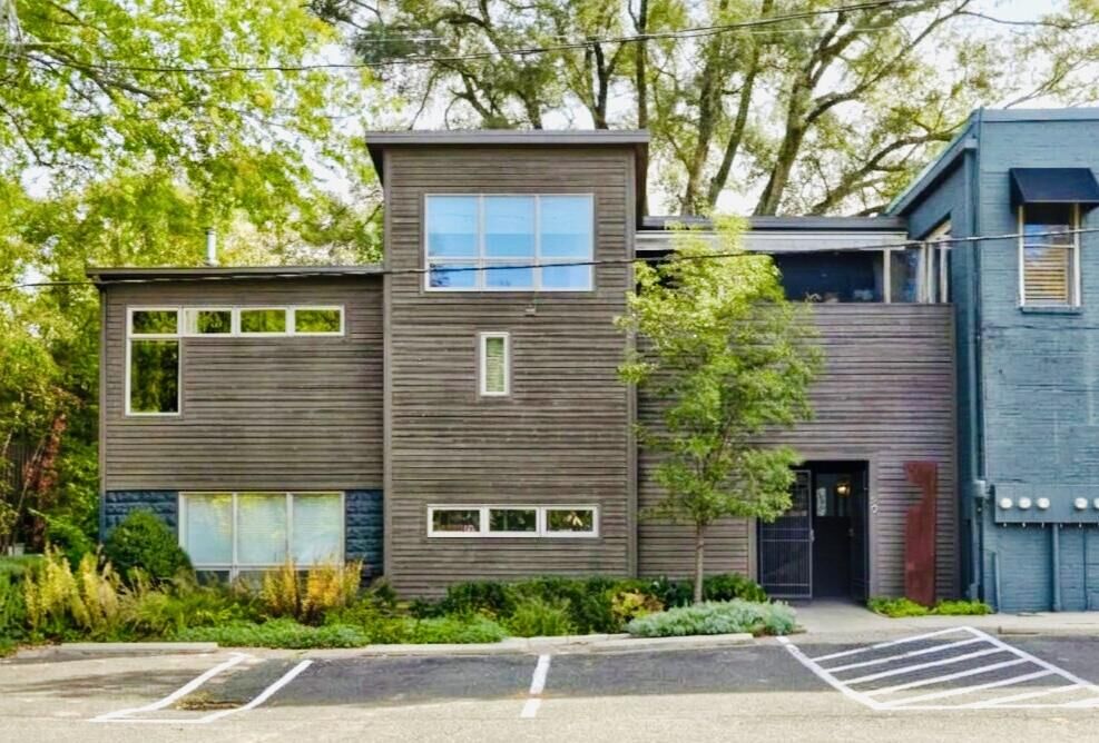 Property Photo:  36 Center Street  MI 49406 