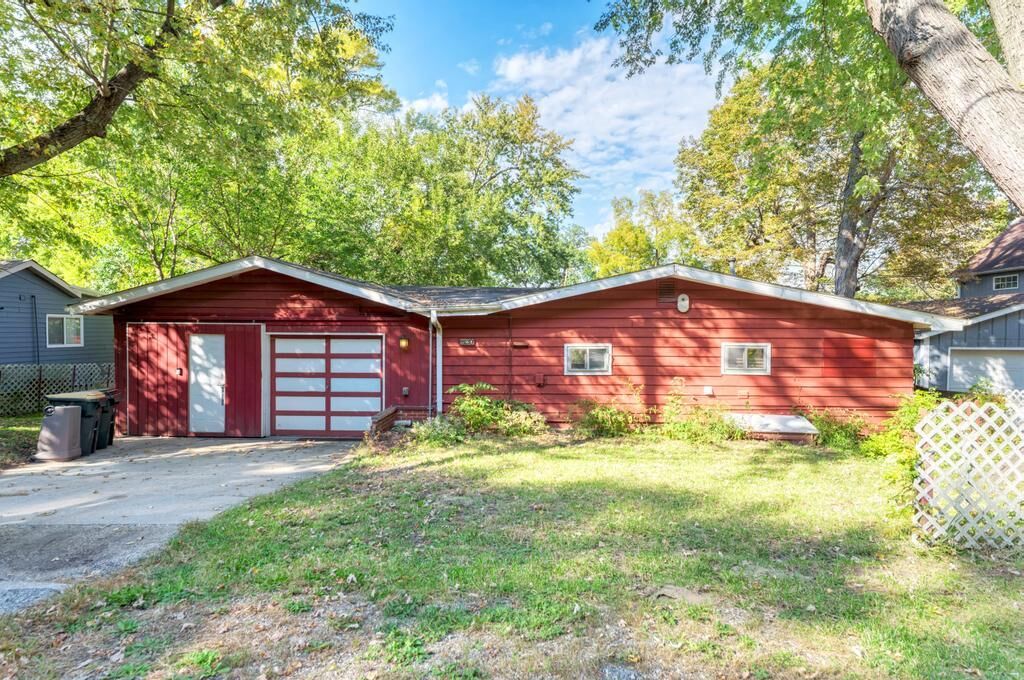 Property Photo:  9237 Van Emmon Road  IL 60560 