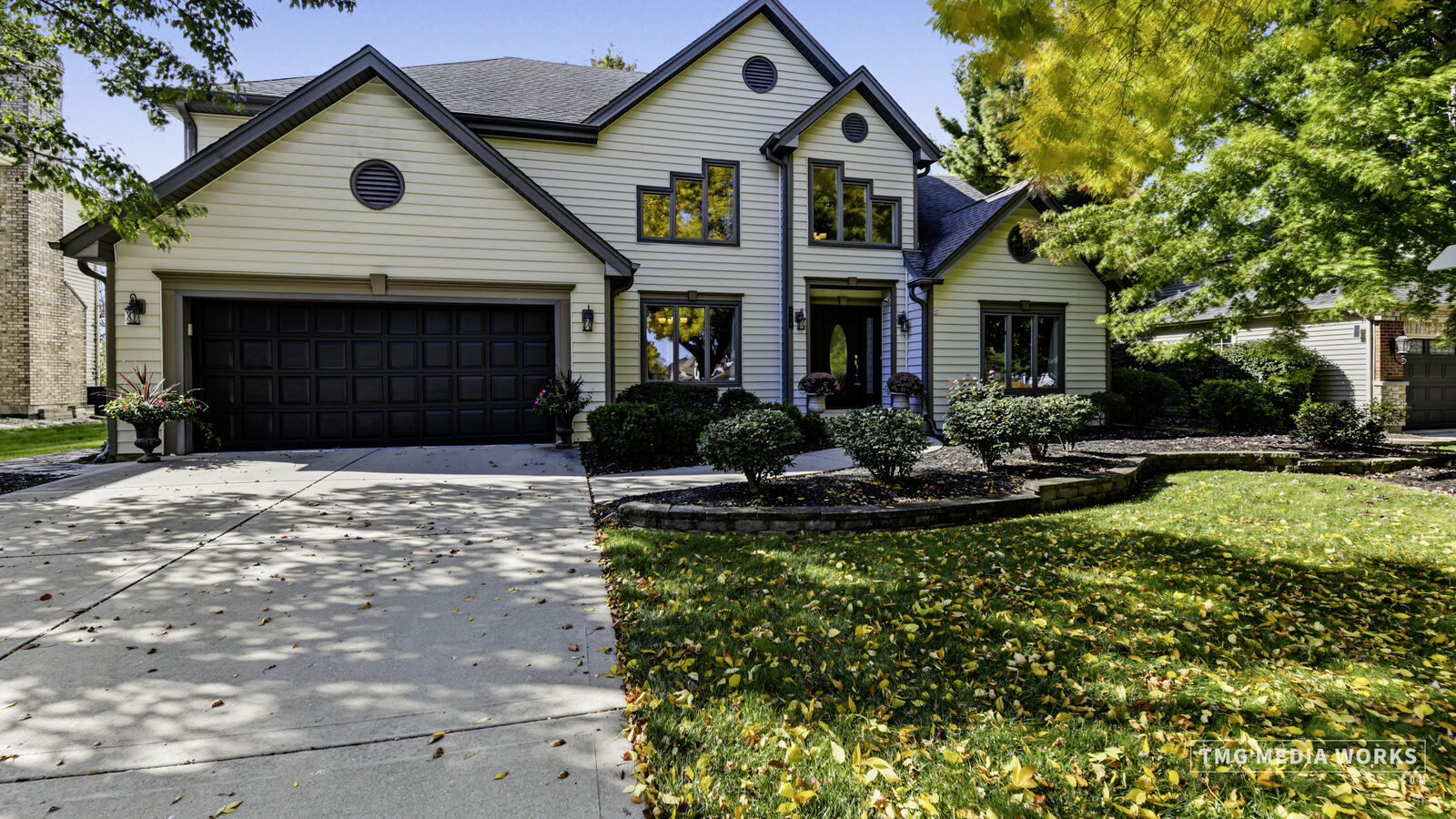 Property Photo:  516 Prairie Knoll Drive  IL 60565 