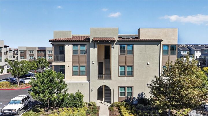 Property Photo:  1500 Lasso Way 304  CA 92694 