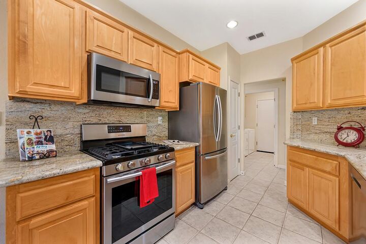 Property Photo:  2901 Greens Court  CA 95765 