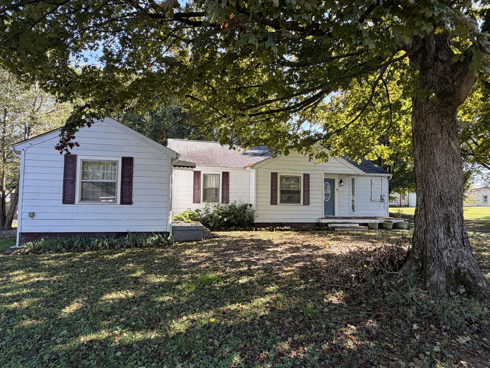 Property Photo: 202 Church St TN 37330
