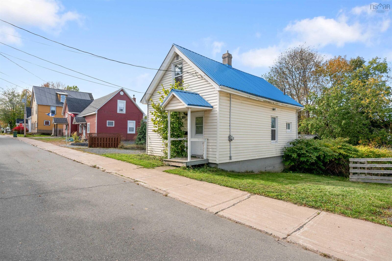 Property Photo:  377 Macdonald Street  NS B2H 2V6 