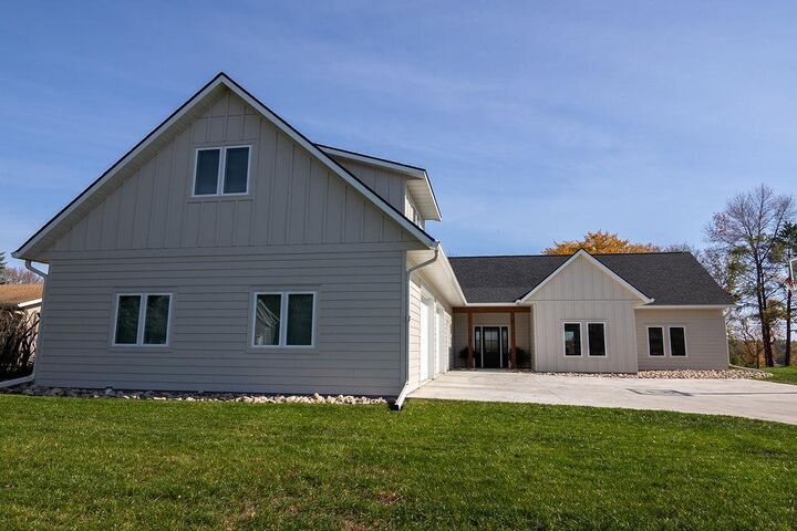 Property Photo:  1949 Rosewood Lane SE  MN 56308 