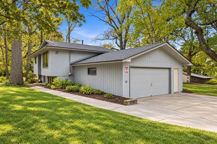 Property Photo:  521 Warner Avenue S  MN 55090 