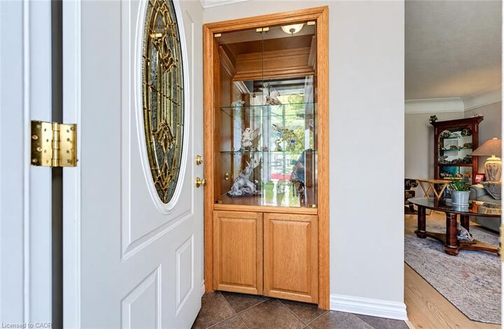 Property Photo:  582 Grand Valley Drive  ON N3H 2S1 
