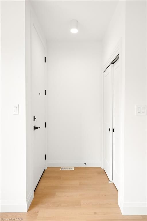 Property Photo: 563 Wellington Street 4 ON N2H 5L6