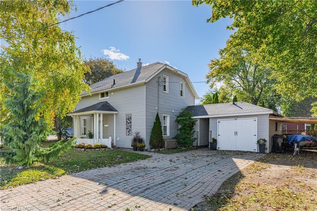 Property Photo:  26 Bechtel Street  ON N3C 1Z6 