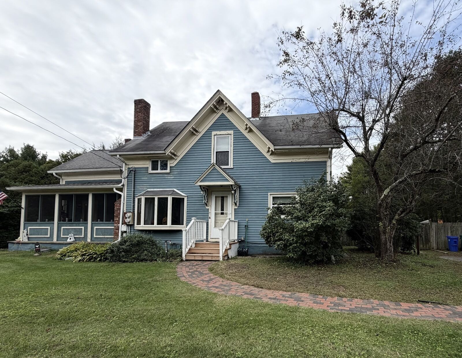Property Photo:  1161 Oakhill Ave B  MA 02703 