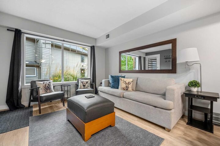 Property Photo:  250 2 Avenue 2107  AB T1W 2W4 