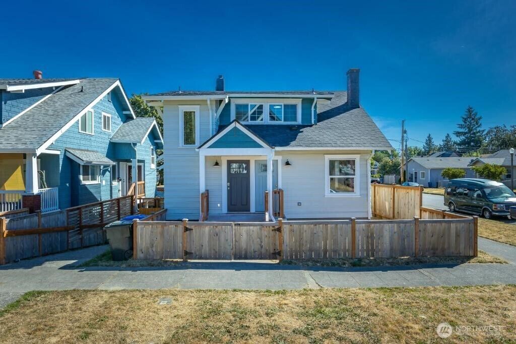 Property Photo:  723 S Sheridan Avenue  WA 98405 