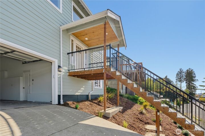 Property Photo:  7528  Wooldridge Drive  WA 98230 