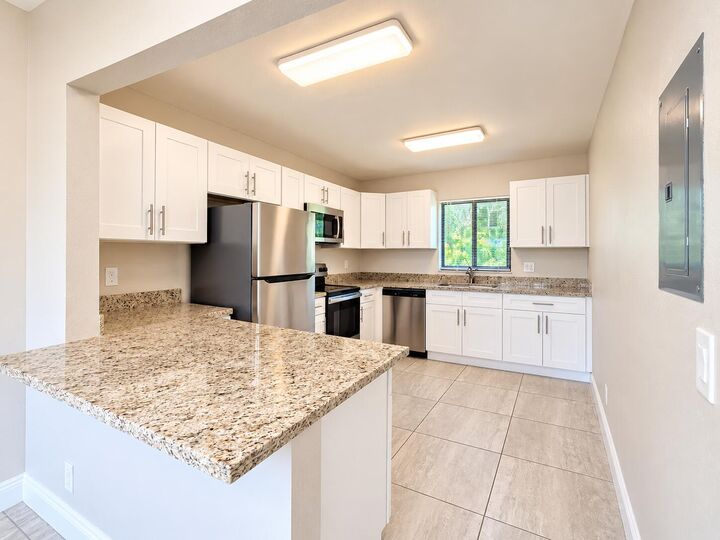 Property Photo: 1515 N Federal Highway Unit 9 FL 33460