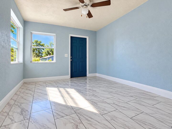 Property Photo: 632 W 5th Street 0 FL 33404