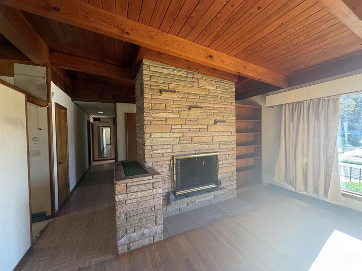 Property Photo:  606 Stori Drive  WI 53581 