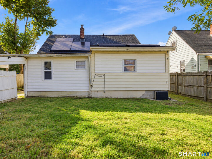 Property Photo:  70 Trumbull Avenue  CT 06606 