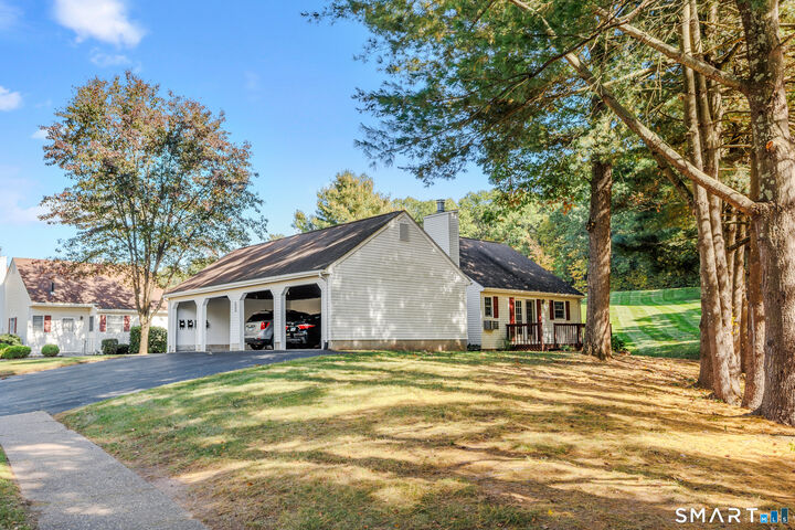 Property Photo:  431 Millstream Drive 431  CT 06066 