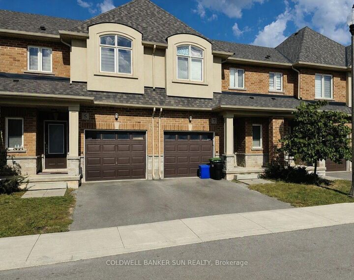 Property Photo:  7 Arietta Lane 15  ON L8E 0K7 