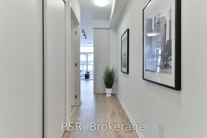 Property Photo:  10 Graphophone Grove 2405  ON M6H 0E5 
