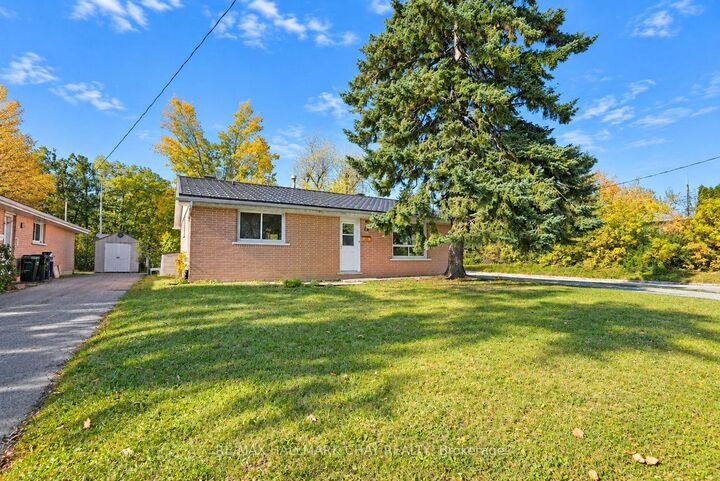 Property Photo:  14 Heath Street  ON L4M 3J9 