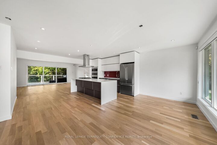Property Photo:  36 Sutcliffe Drive  ON M2K 2A6 