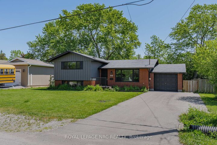 Property Photo:  970 Parkdale Avenue  ON L2A 5B6 