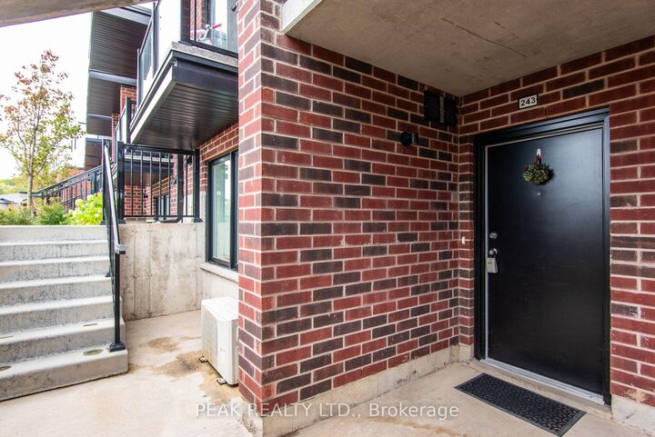 Property Photo:  243 Chapel Hill Drive  ON N2R 1N3 