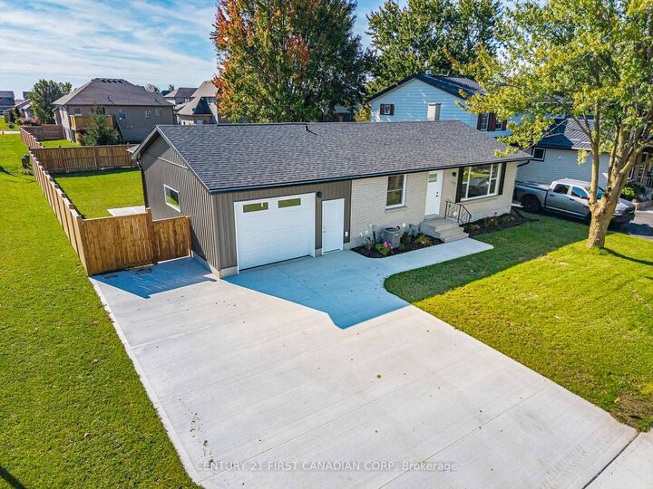 Property Photo:  135 Nicoline Avenue  ON N0M 2J0 