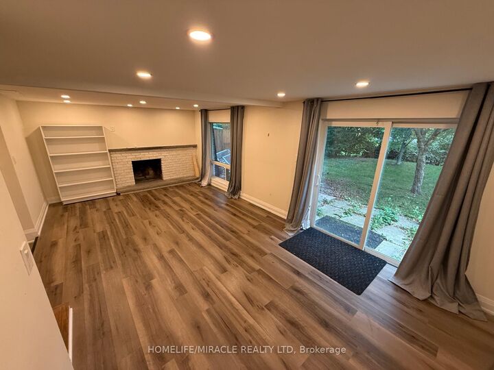Property Photo: 838 Grace Street Bsmt ON L3Y 2L7