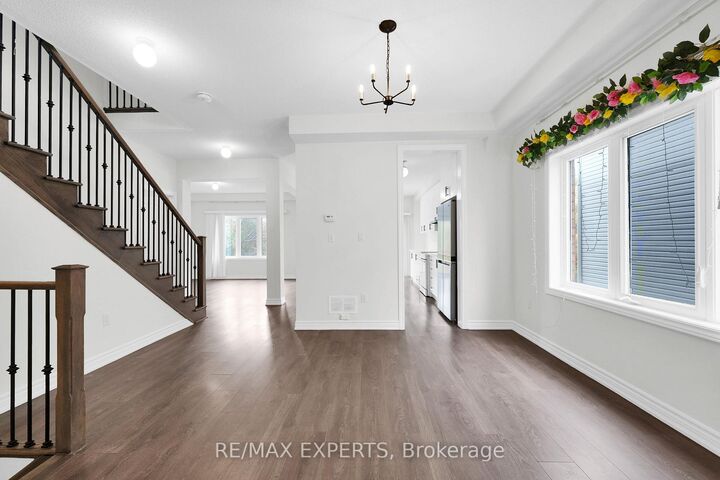 Property Photo:  157 Tumblewood Centre  ON L3B 0J3 
