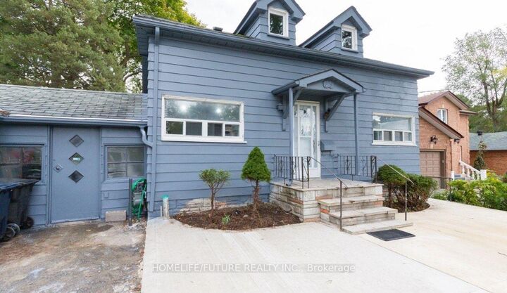 Property Photo:  29 Megan Avenue  ON M1E 4A6 