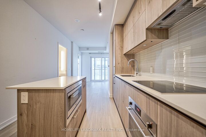 Property Photo:  1 Yorkville Avenue 1206  ON M4W 1L1 
