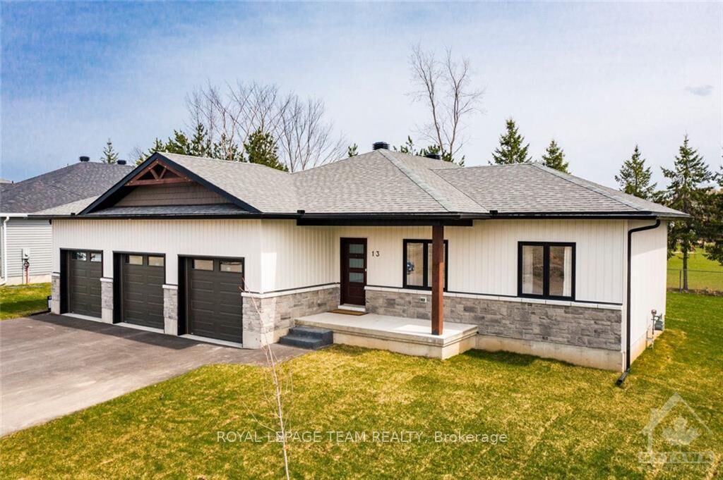 Property Photo:  13 Morrison Drive  ON K0J 1K0 