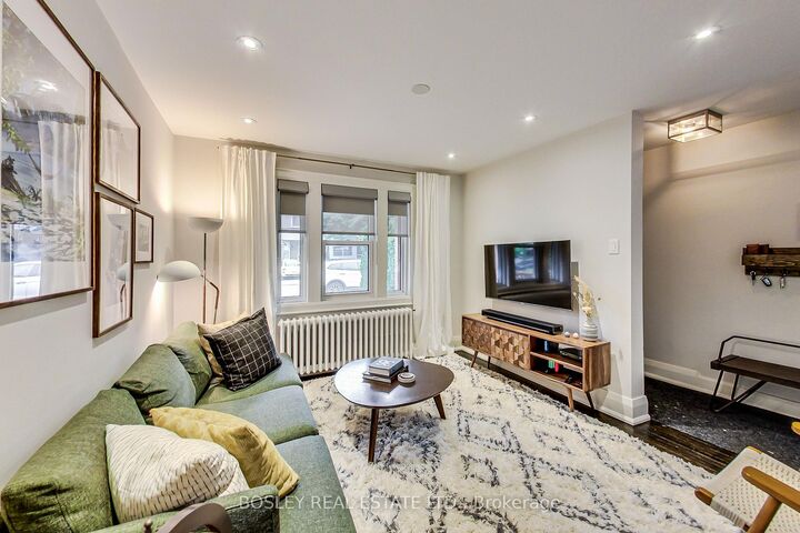 Property Photo:  55 Billings Avenue  ON M4L 2S3 