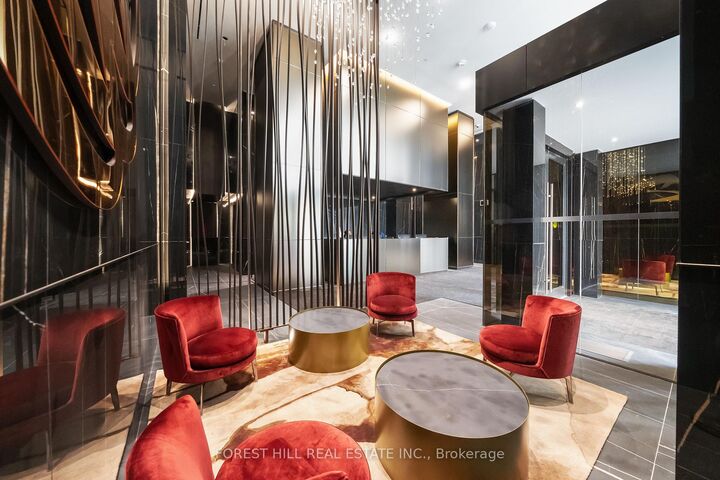 Property Photo:  11 Yorkville Avenue 1104  ON M4W 1L2 