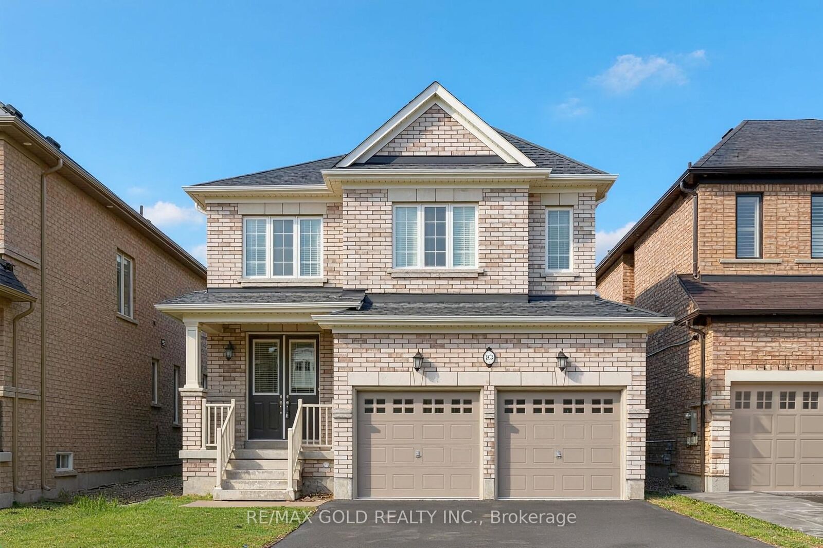 Property Photo:  83 Selby Crescent  ON L3Z 1A5 
