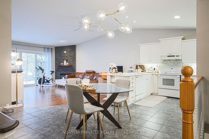 Property Photo:  43 Capulet Walk 51  ON N6H 5V5 
